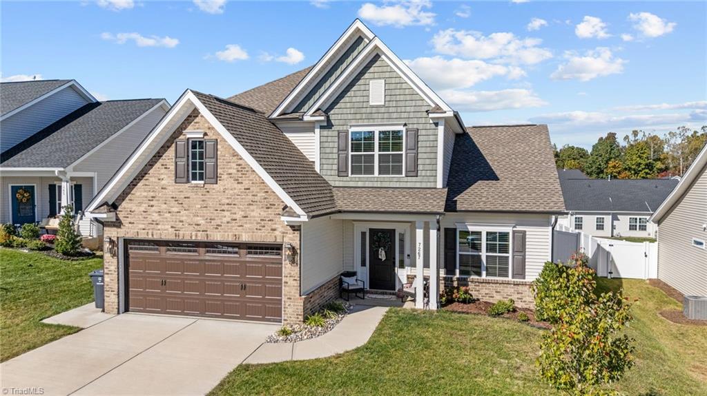 7267 Huntgate Drive, Kernersville
