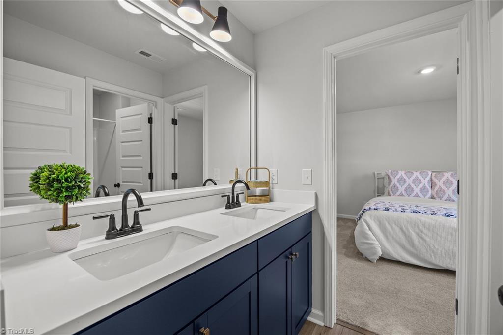 7267 Huntgate Drive, Kernersville