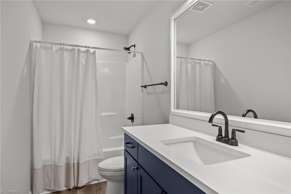 7267 Huntgate Drive, Kernersville