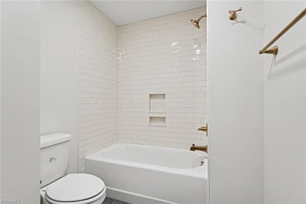 7616 Dovefield Drive, Stokesdale