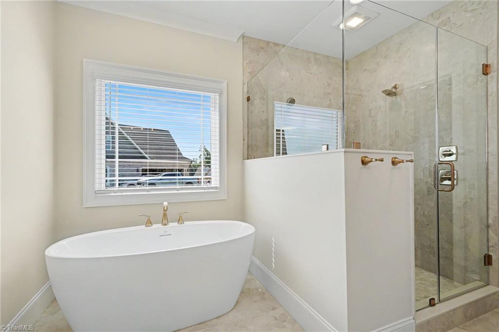 7616 Dovefield Drive, Stokesdale