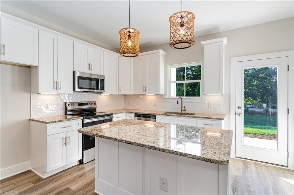 4659 Canter Park Lane, Greensboro