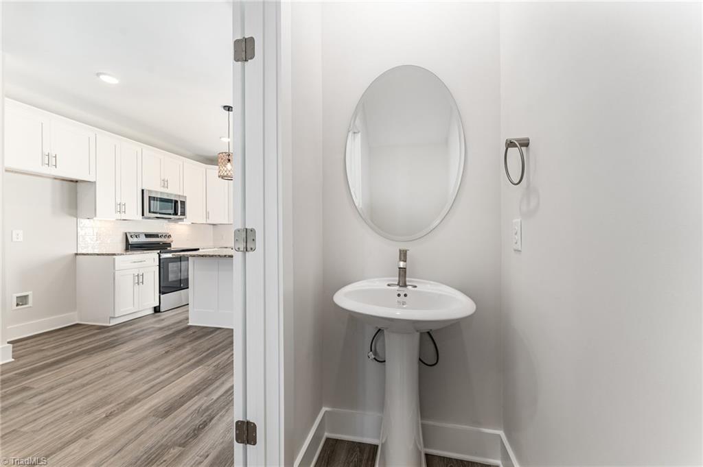 4659 Canter Park Lane, Greensboro