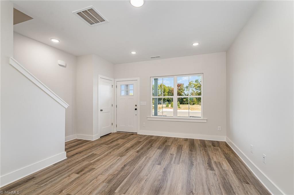 4659 Canter Park Lane, Greensboro