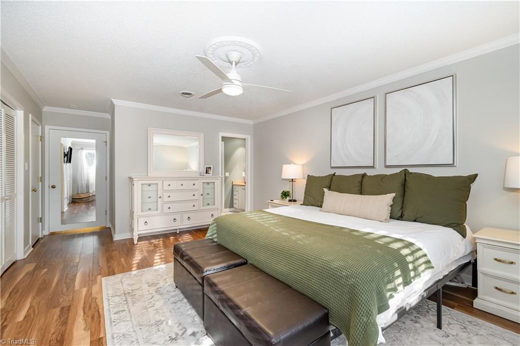 1127 Gatehouse Road