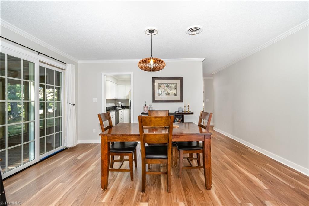 1127 Gatehouse Road