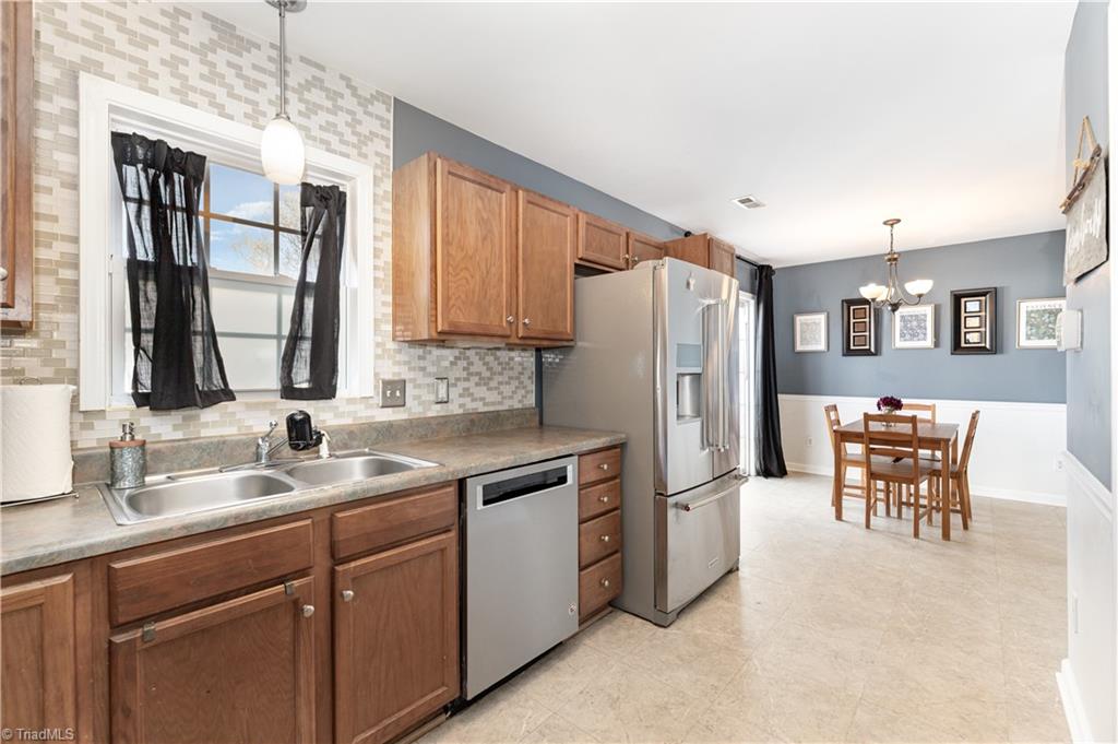 5621 Sycamore Glen Road