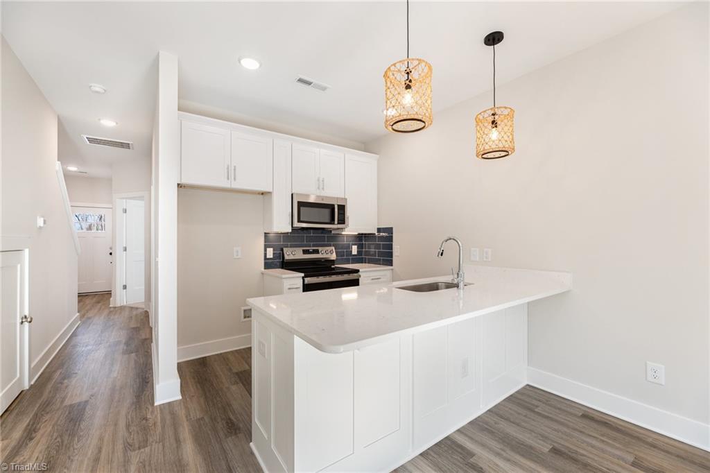 4647 Canter Park Lane