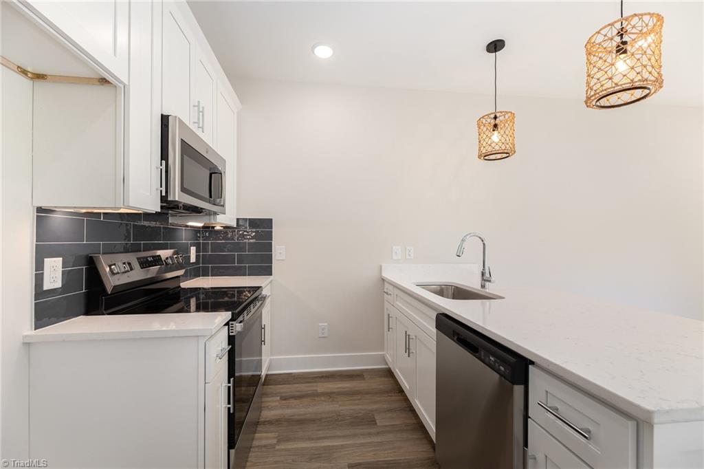 4647 Canter Park Lane