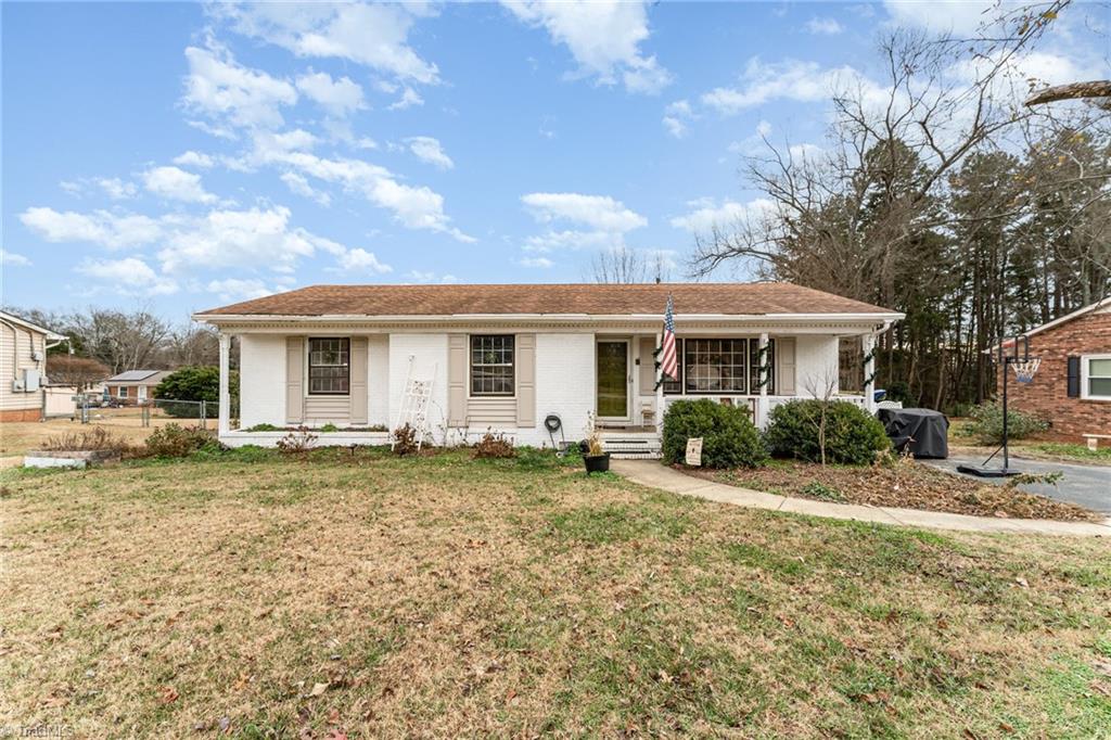 713 Lake Drive