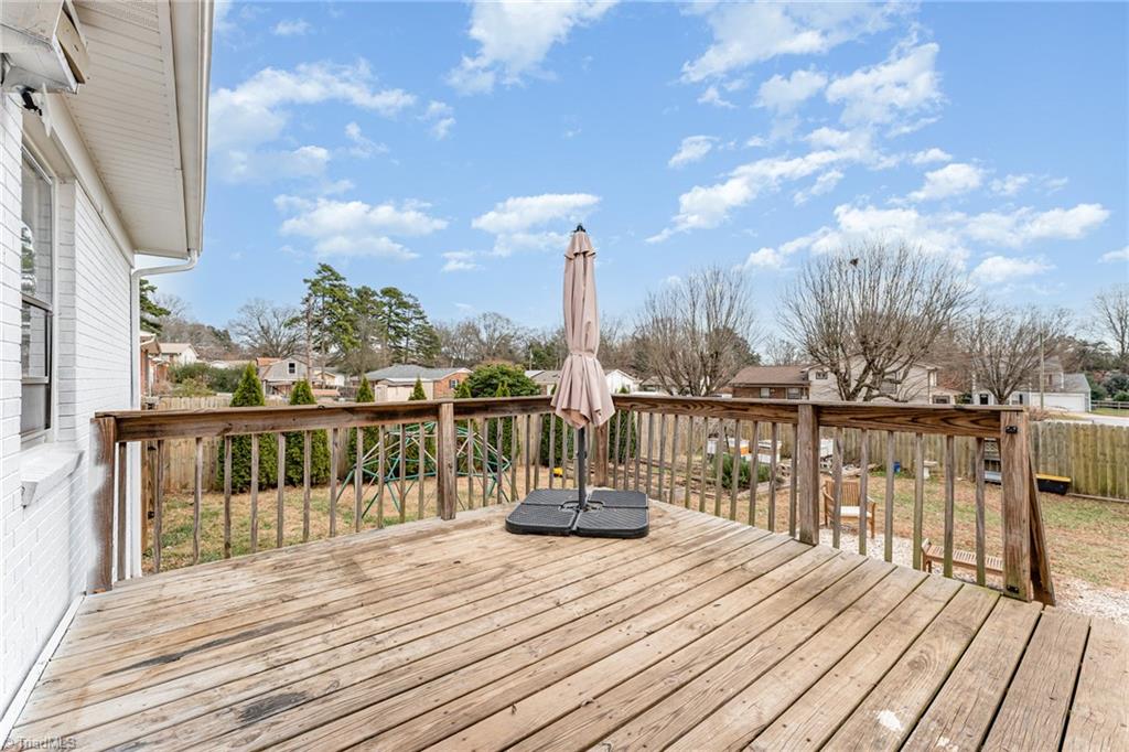 713 Lake Drive