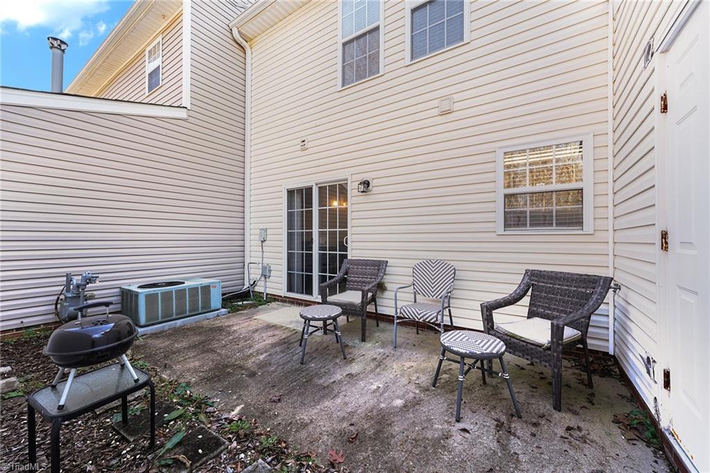 3869 Hickswood Creek Drive