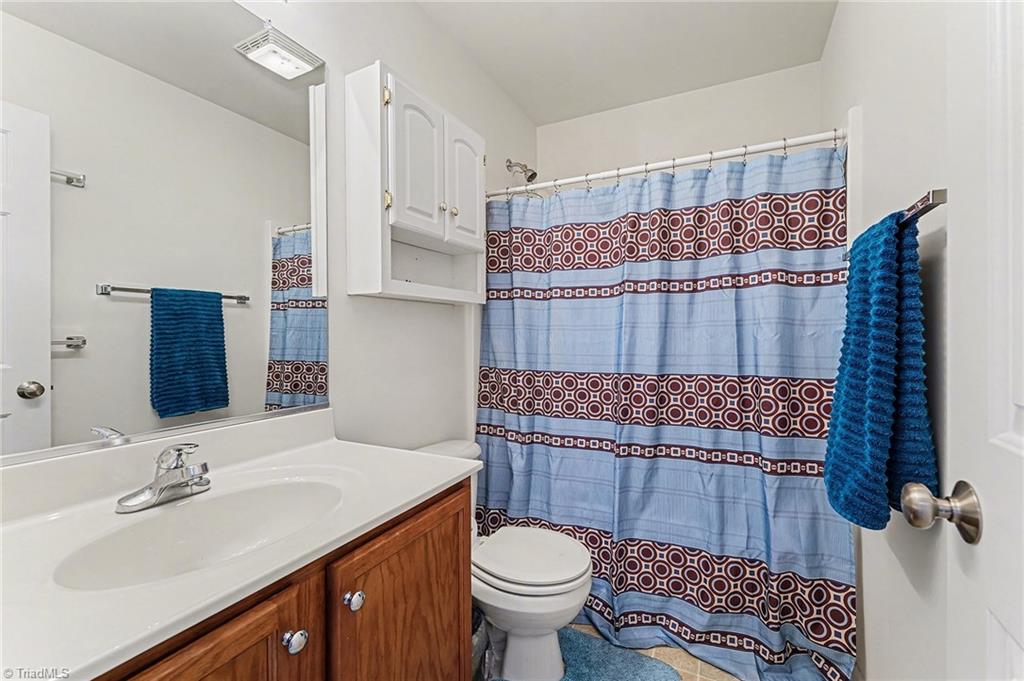 3869 Hickswood Creek Drive