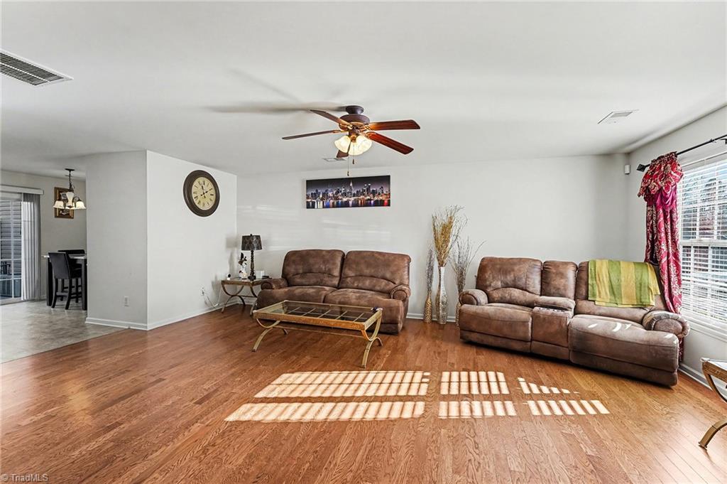 3869 Hickswood Creek Drive