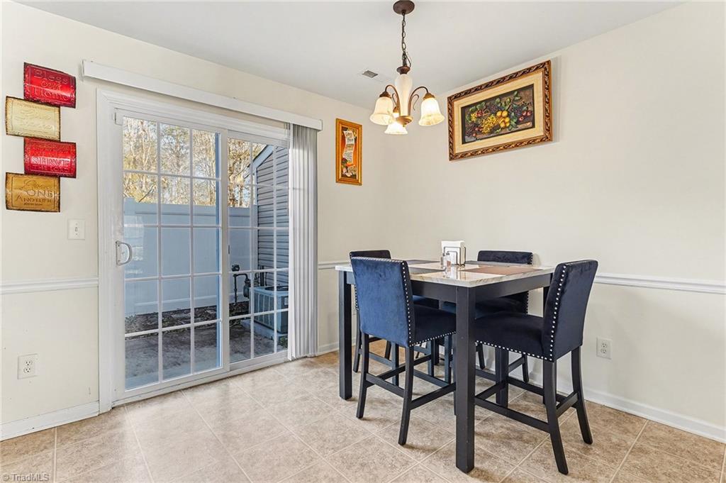 3869 Hickswood Creek Drive