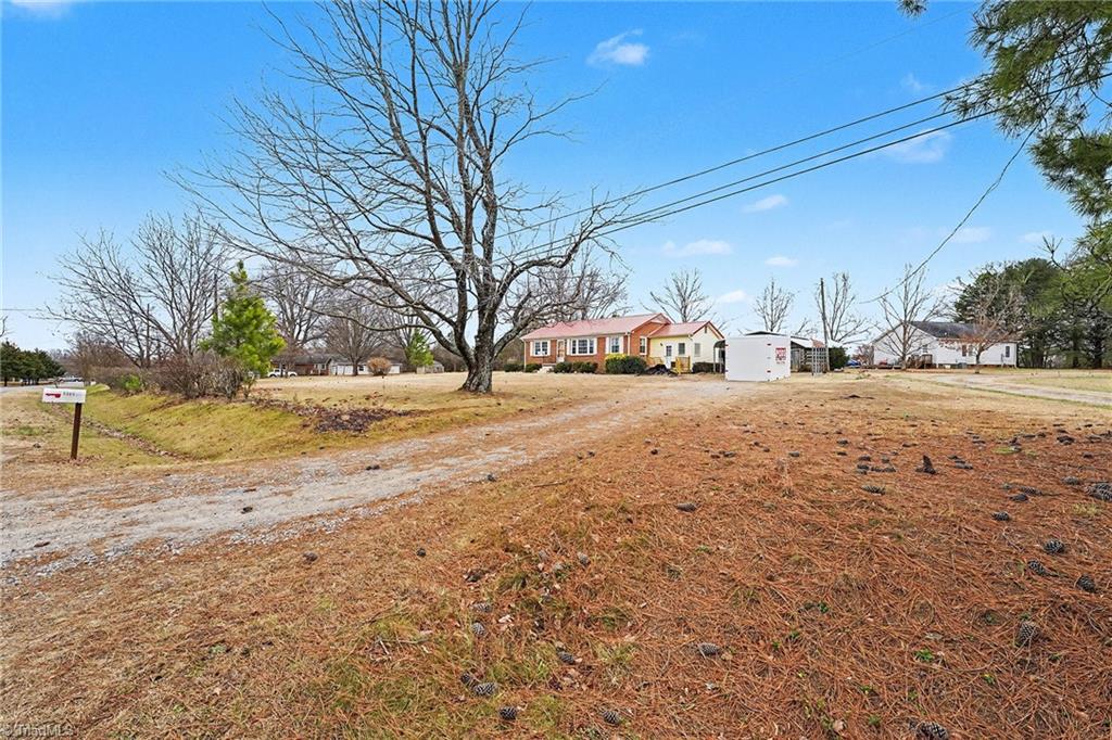 8309 Prince Edward Road