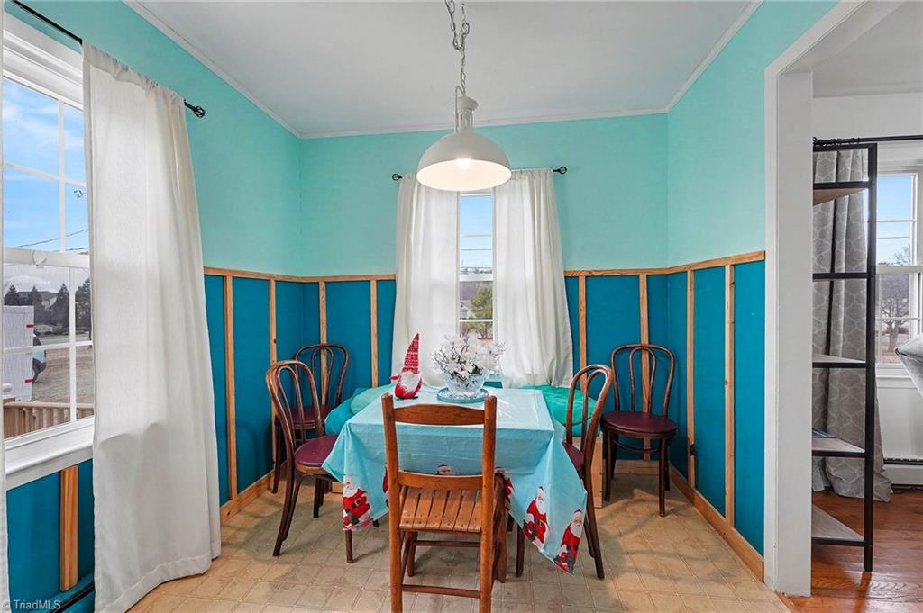 8309 Prince Edward Road