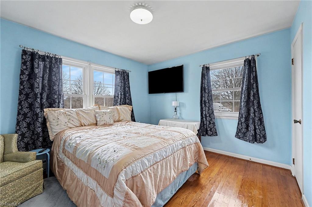 8309 Prince Edward Road