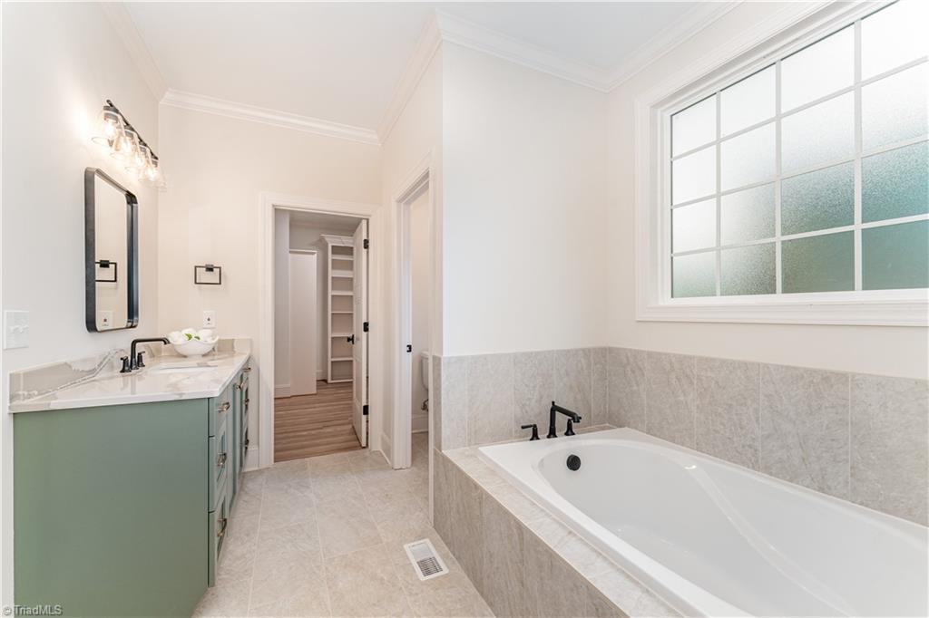 184 Providence Trail