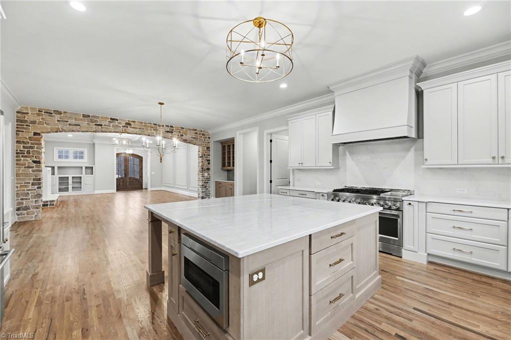 8799 Knoll Creek Court
