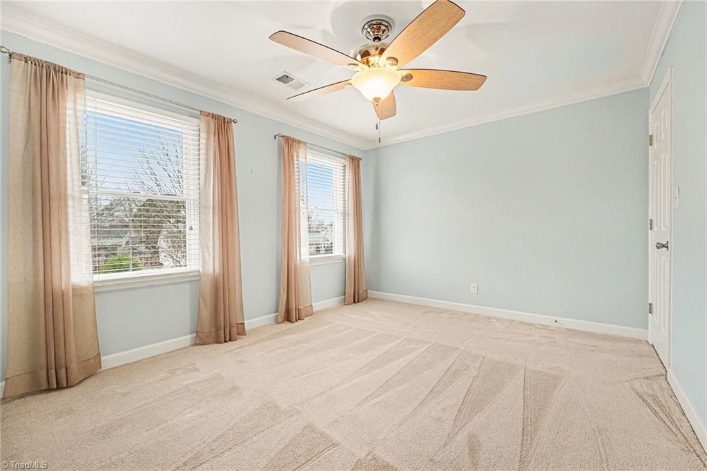 3908 Sandlewood Road