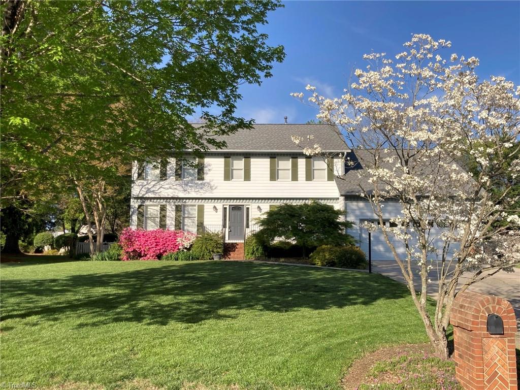 3908 Sandlewood Road