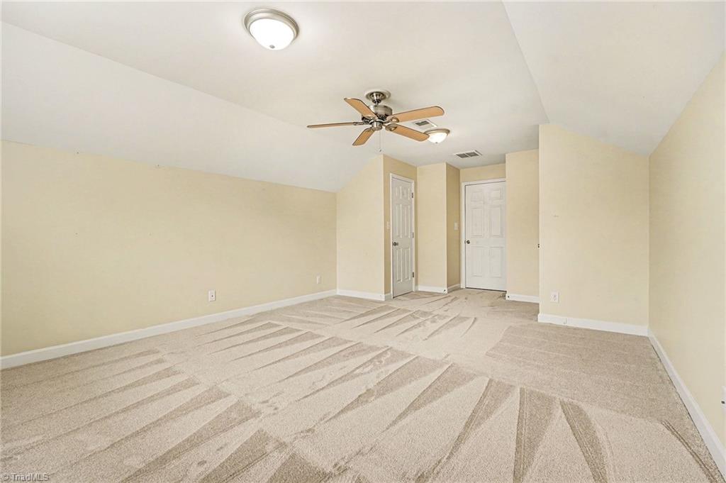 3908 Sandlewood Road