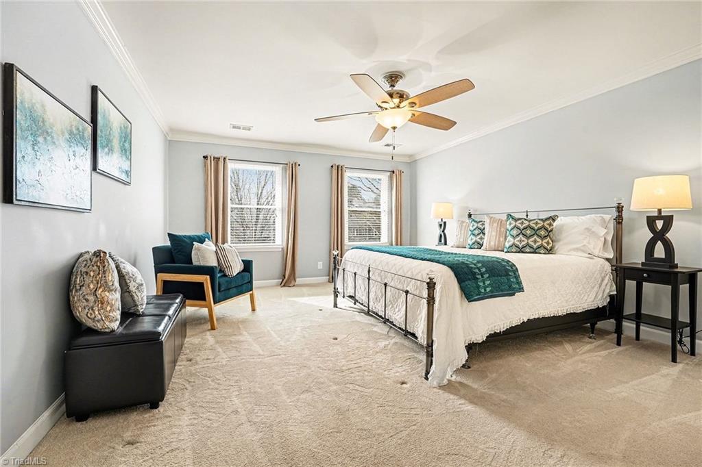 3908 Sandlewood Road