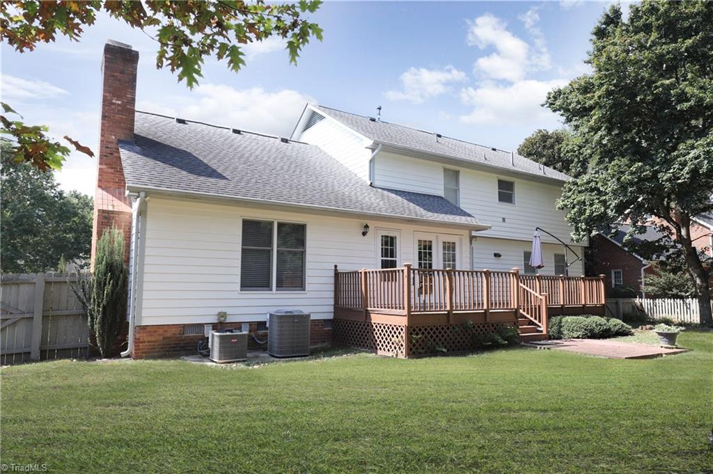 3908 Sandlewood Road