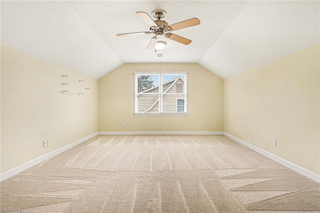 3908 Sandlewood Road