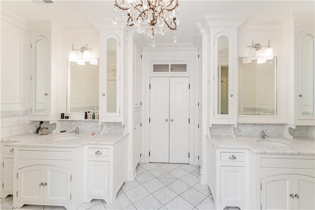 2307 Princess Ann Street