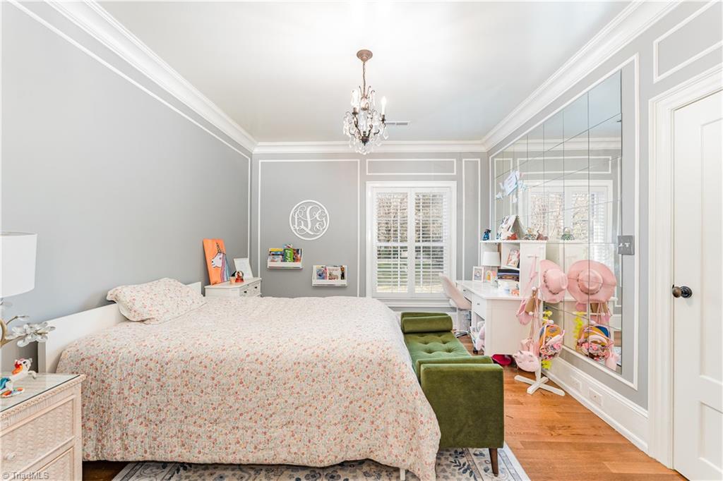 2307 Princess Ann Street