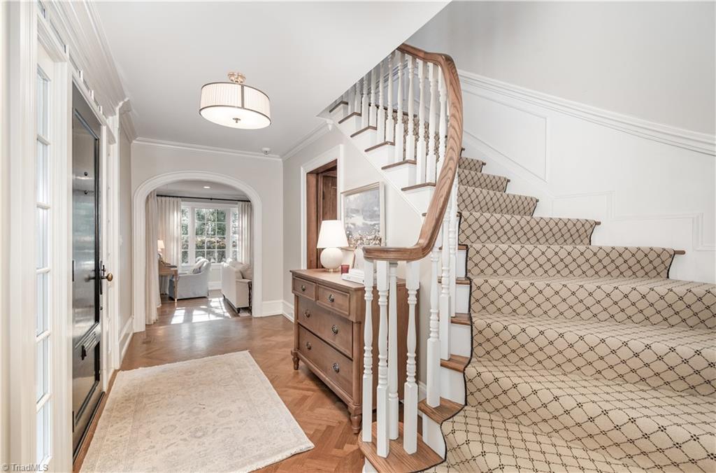 2307 Princess Ann Street