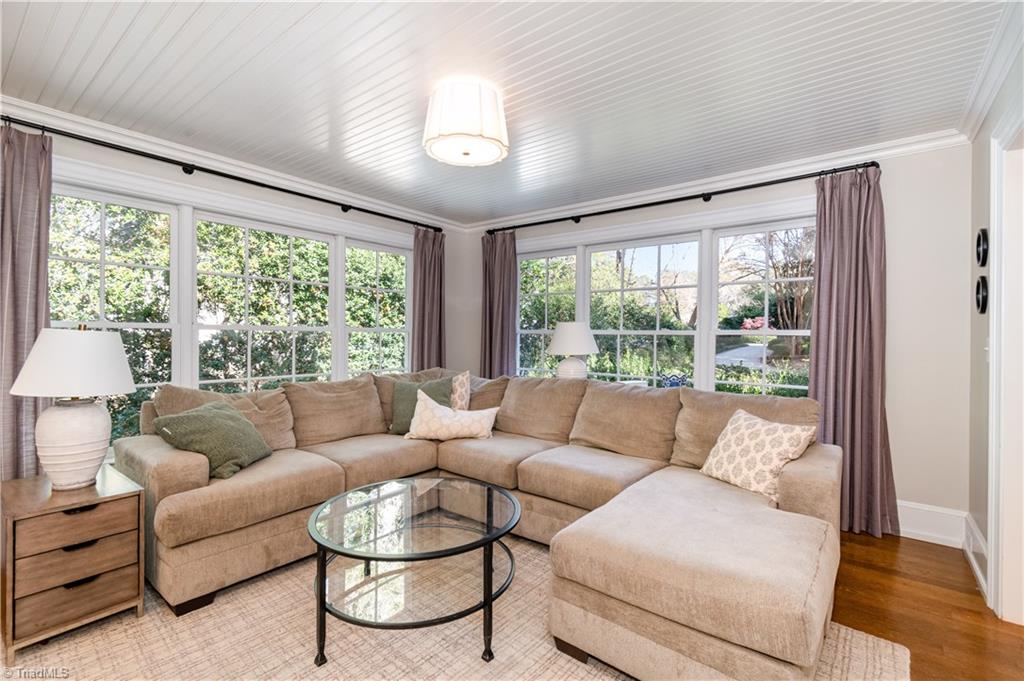 2307 Princess Ann Street