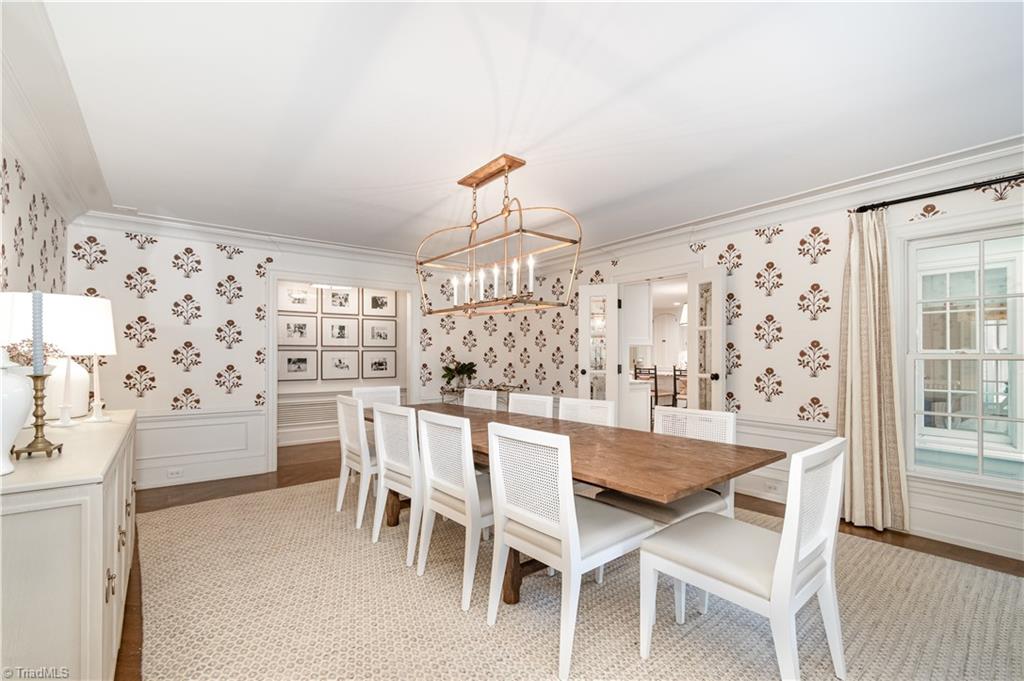 2307 Princess Ann Street