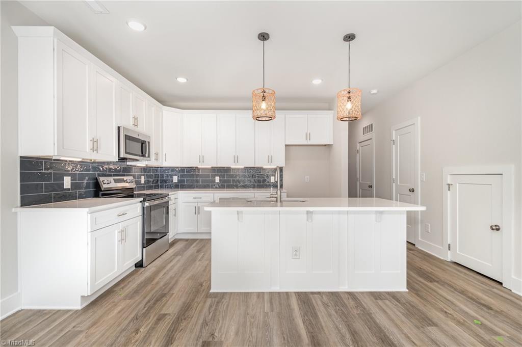 3611 Bridleton Ridge Trail