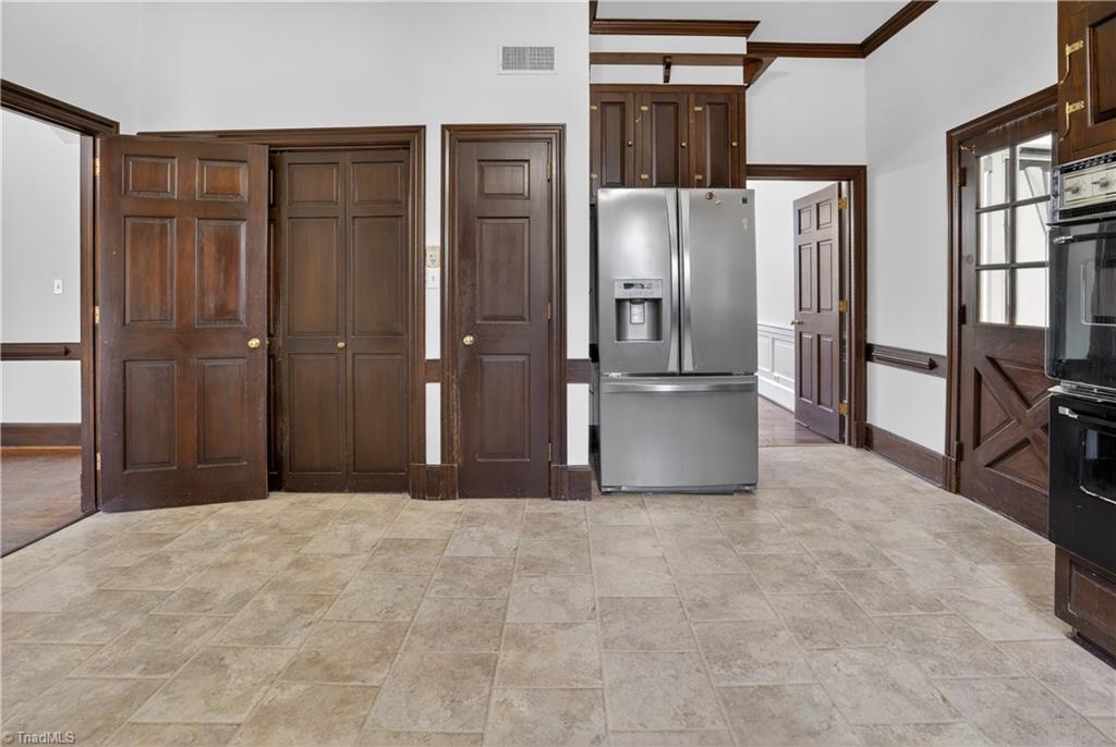 3316 Rockingham Road