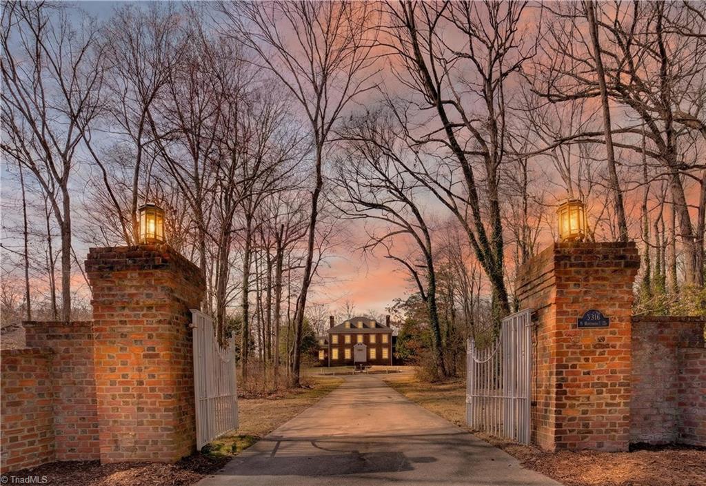 3316 Rockingham Road