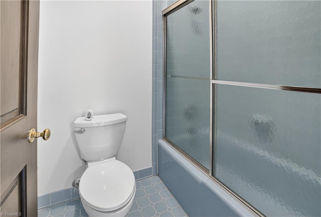 3316 Rockingham Road