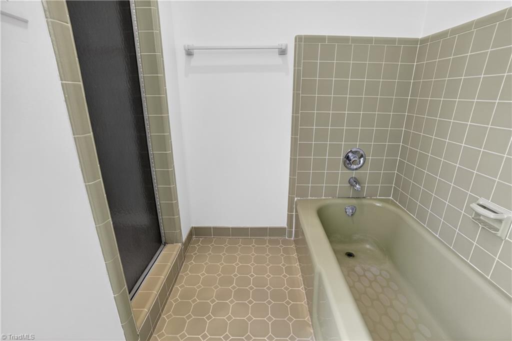 3316 Rockingham Road