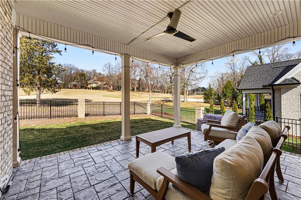 3901 Tee Island Court