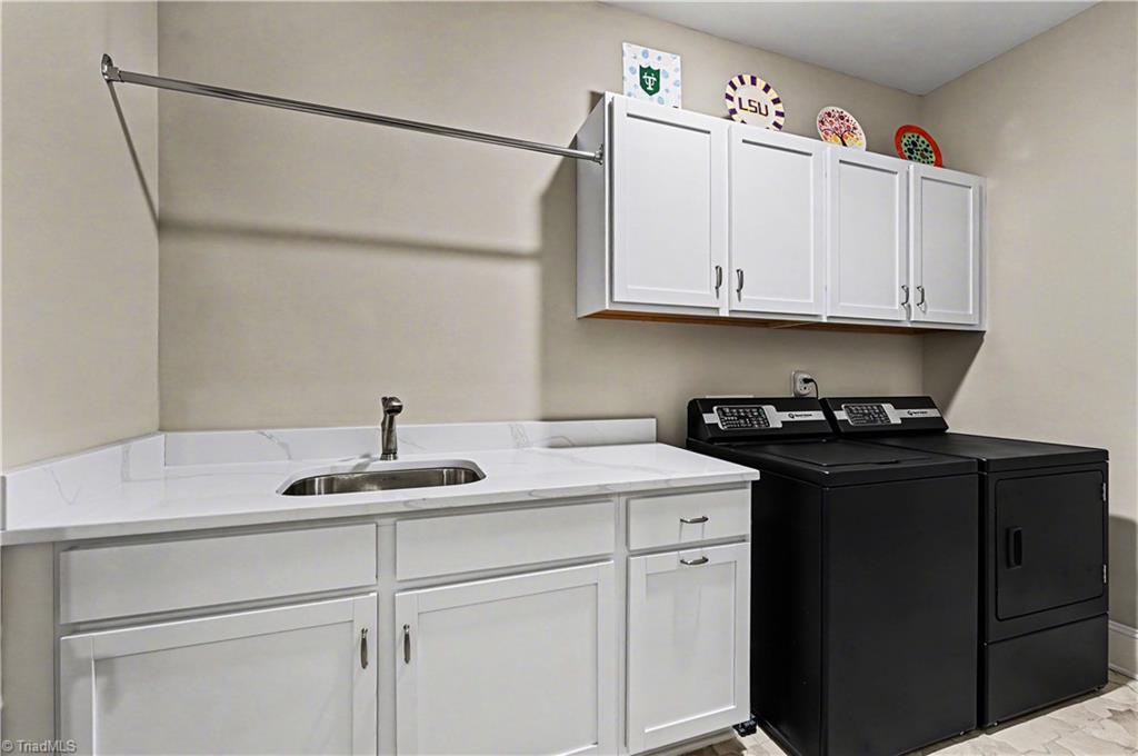 3901 Tee Island Court