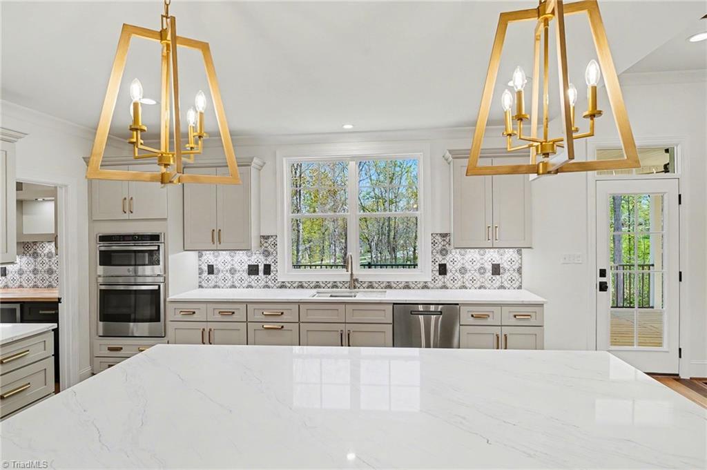 7904 Backridge Drive