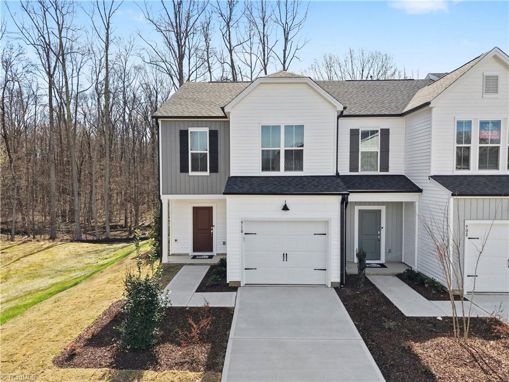 910 Plum Creek Place