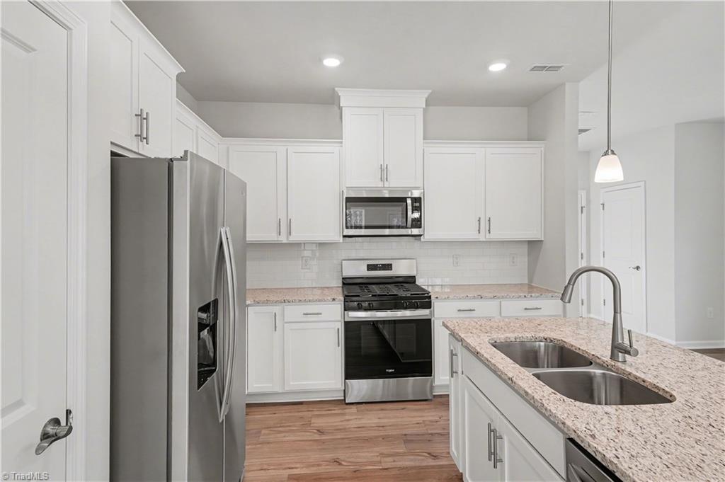 910 Plum Creek Place