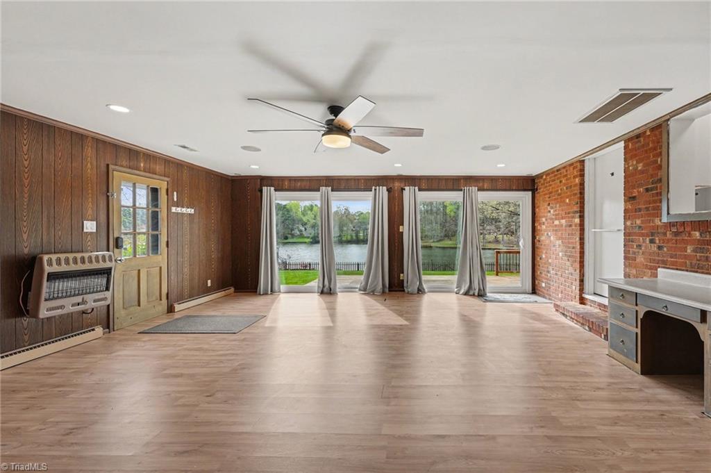 4401 Brookhaven Drive