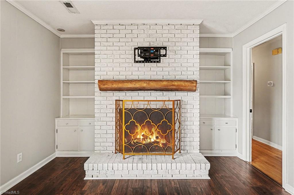 4401 Brookhaven Drive