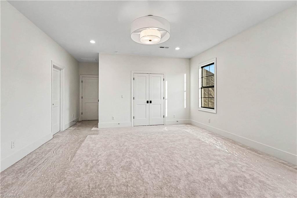 2818 Lockland Drive