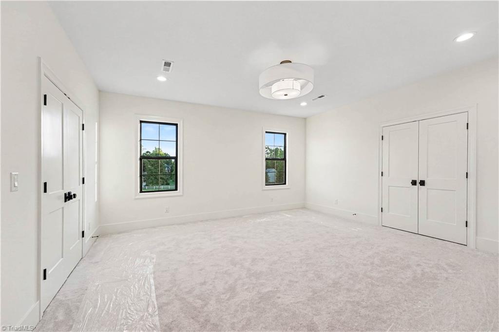 2818 Lockland Drive