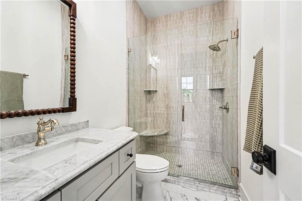 2818 Lockland Drive